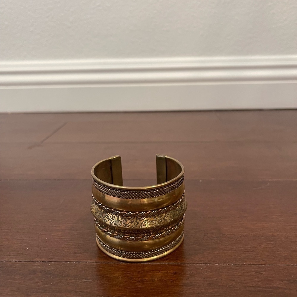 vintage Gold Tone Cuff Bracelet